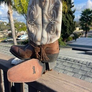 Laredo Women’s Myra Ankle Fringe Western Boots